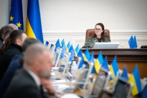 Уряд переспрямував понад 1,41 млрд грн на купівлю пасажирських вагонів