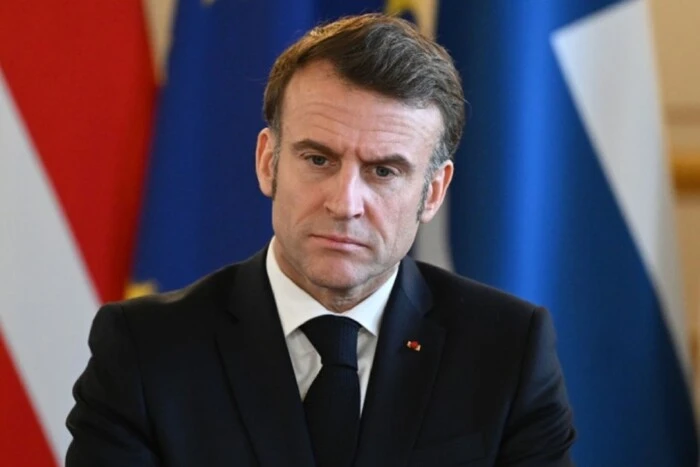 Макрон назвав стратегічною помилкою примус України до миру на умовах РФ