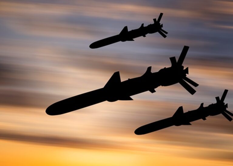 Іран оголосив "наступальну операцію" проти США та Ізраїлю