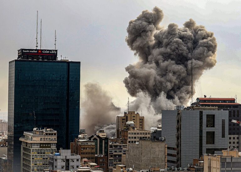 Війна на Близькому Сході. Онлайн