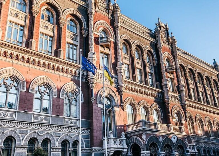 НБУ відреагував на затримання інкасаторів в Угорщині