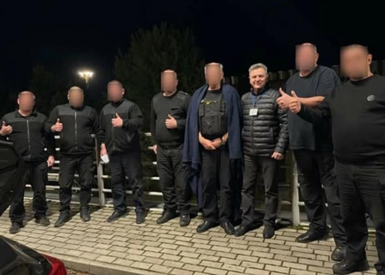 В Україну повернули інкасаторів, затриманих в Угорщині