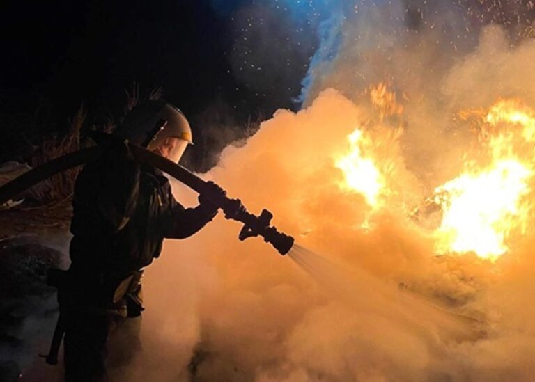 Балістика і БпЛА: у низці областей України вибухи