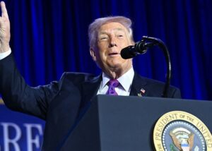 Іранську "голку в яйці" знайдено: чому Трамп заявив, що виходить із війни