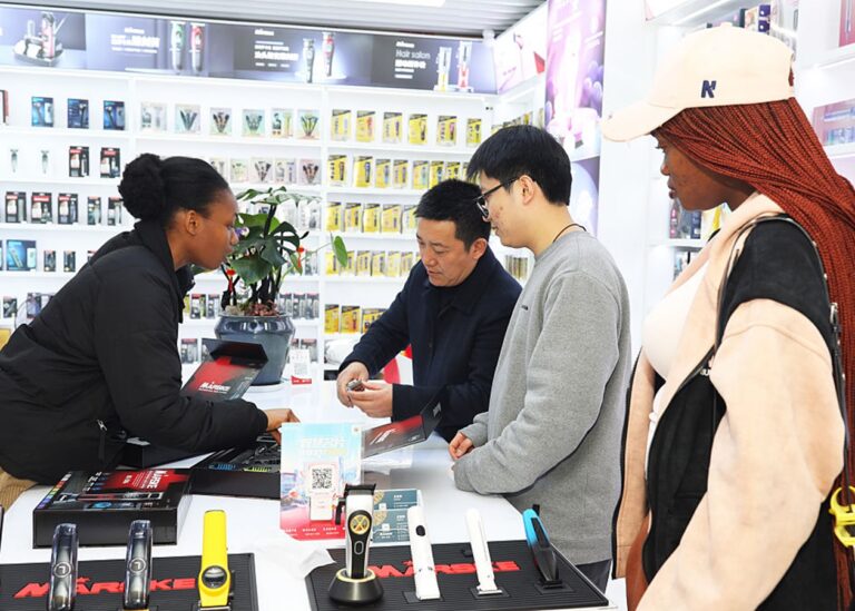 Обмеження американської торгівлі: США почали розслідування щодо Китаю та ЄС