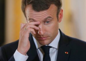 Атака на французьку базу: Макрон повідомив про загибель солдата