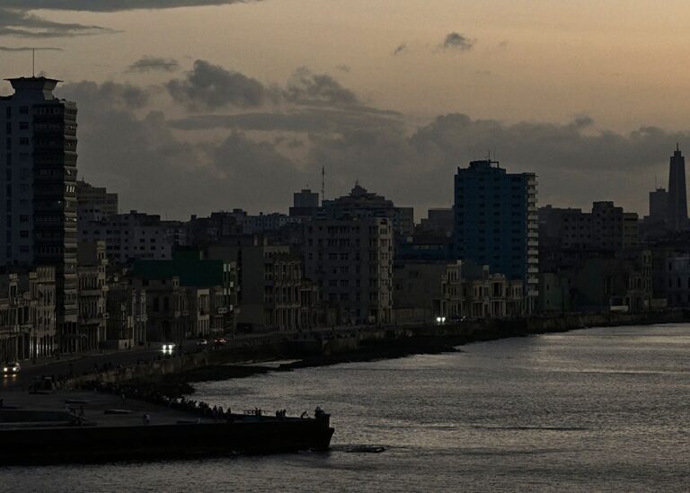 Блекаут на Кубі. Які вимоги Трампа