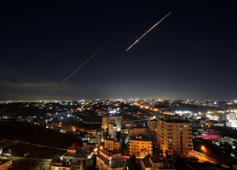 Іран вдарив по Ізраїлю і посольству США в Іраку