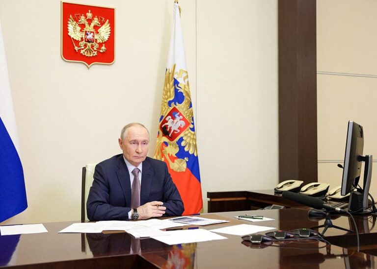 Путін боїться бути ліквідованим, як Хаменеї, тому зник із Кремля – ЗМІ