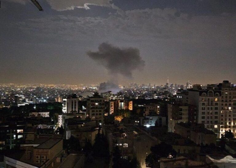 Ізраїль заявив про нові потужні удари по Тегерану