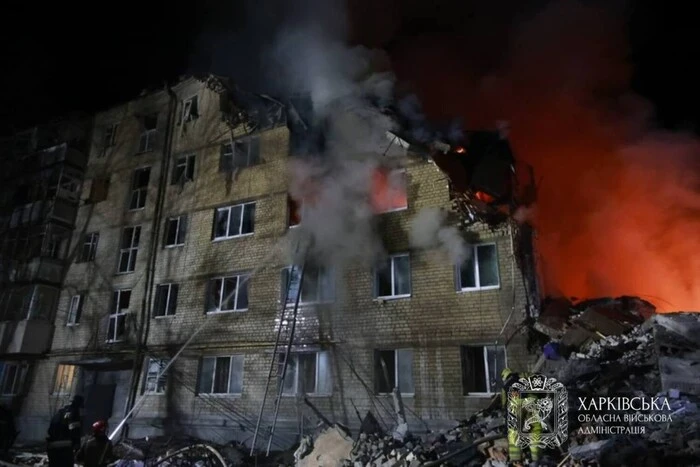 У Харкові зруйновано цілий під’їзд: є загиблі, під завалами люди (оновлено)