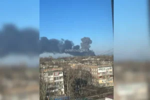В окупованому Донецьку пролунали вибухи (відео)