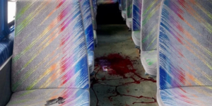 Росіяни вдруге за день поцілили у рейсовий автобус у Нікопольській громаді на Дніпропетровщині (фото)