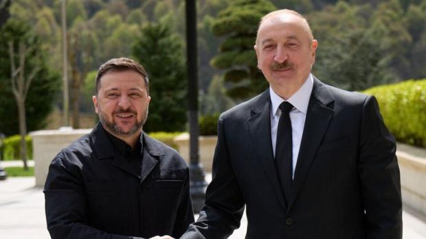 Підписали шість документів: Зеленський прибув до Азербайджану й провів переговори з Алієвим (фото, відео)