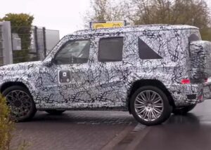 Малий Mercedes G-Class помітили на дорожніх тестах