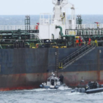 Швеція затримала підсанкційний танкер через розлив нафти