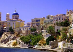 У Греції пропонують місяць безкоштовного проживання з харчуванням