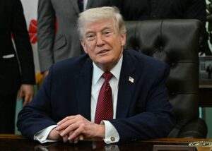 Трамп передумав і продовжив перемир'я з Іраном