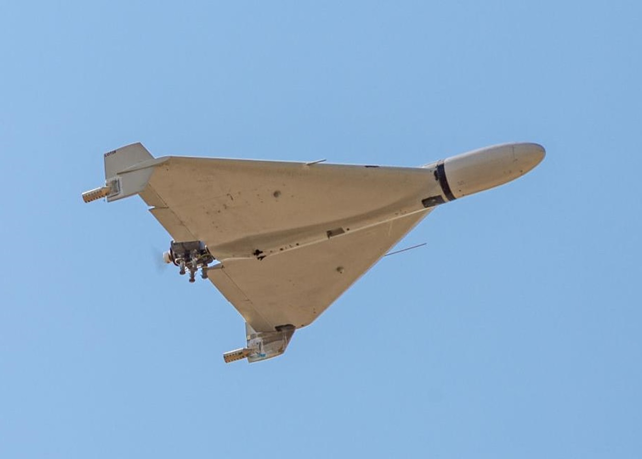 "Шахеди" атакували Київ, є влучання в будинок