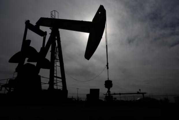Хтось заробив сотні мільйонів: Reuters виявив підозрілі ставки на нафту перед заявами Трампа щодо Ірану