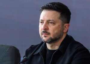 Зеленський відповів Венсу на заяву про скорочення допомоги Україні