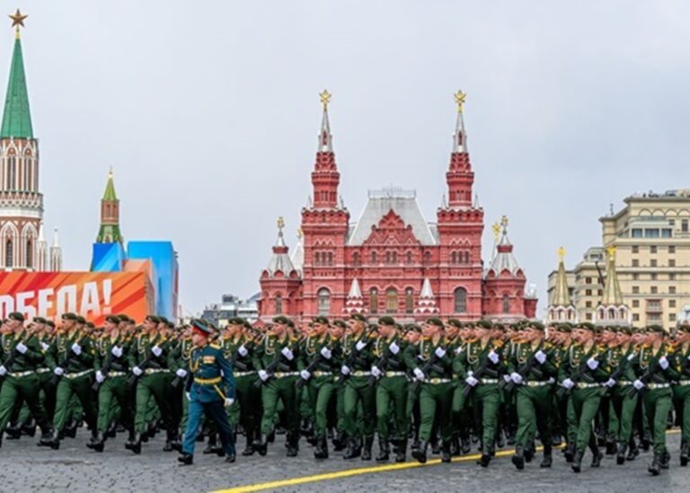Лідери країн колишнього СРСР масово проігнорували парад у Москві