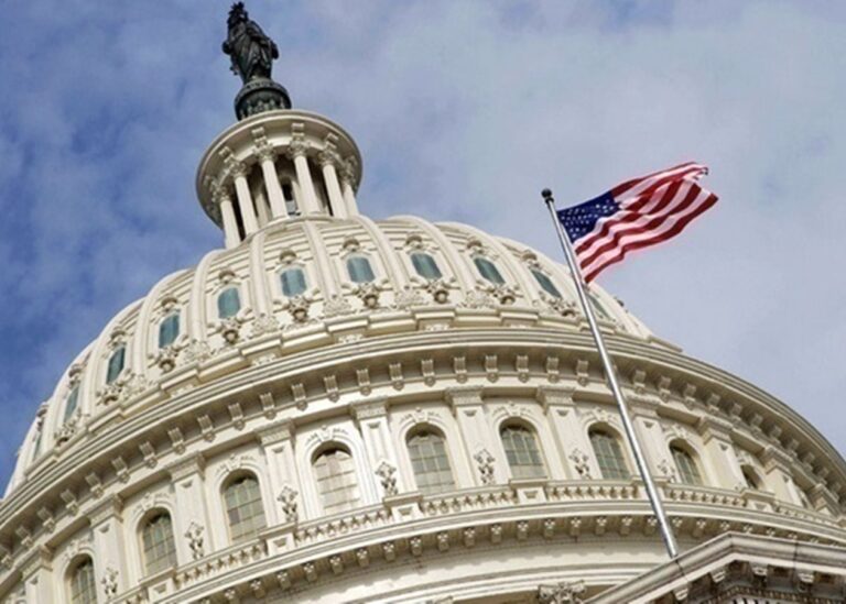 Сенатори США вимагають від Пентагону розблокувати допомогу Україні