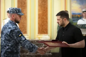Герой України Денис Чумак. Розмова про Кринки, страх та професіоналізм