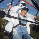 Як з підступного чекіста ліпили образ залихвацького мачо: Експіарник Шойгу розповів, як Путін витягував з моря підкладені античні амфори і сильно постраждав в ході авантюри з журавлями