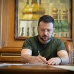 Зеленський підписав закон щодо росмови