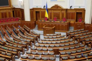 Нардепам можуть дозволити приходити до Ради з маленькими дітьми: У парламенті зареєстрували законопроєкт