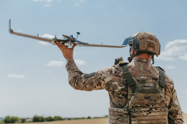 Аби не діставали російські FPV: У ЗСУ операторів дронів-перехоплювачів відсувають вглиб із кілзони фронту