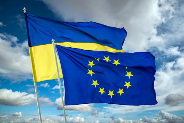 Ніякої дружби: Понад половина поляків виступає проти вступу України до ЄС