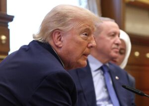 Трамп: Зеленський і Путін хочуть укласти угоду