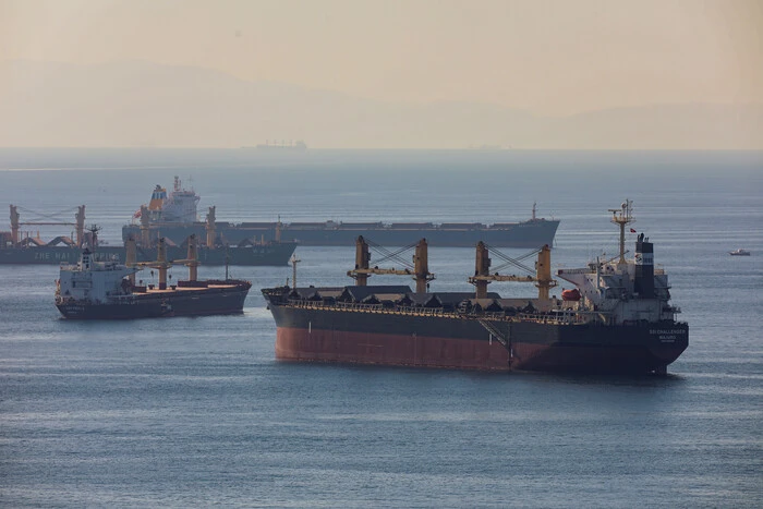 Кремль взявся за морську блокаду України. Що буде далі