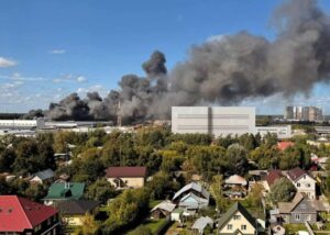 Друга пожежа за добу: під Москвою палає склад