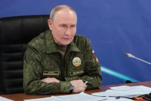 Мобілізація та нові удари. Зеленський попередив про плани Путіна на осінь