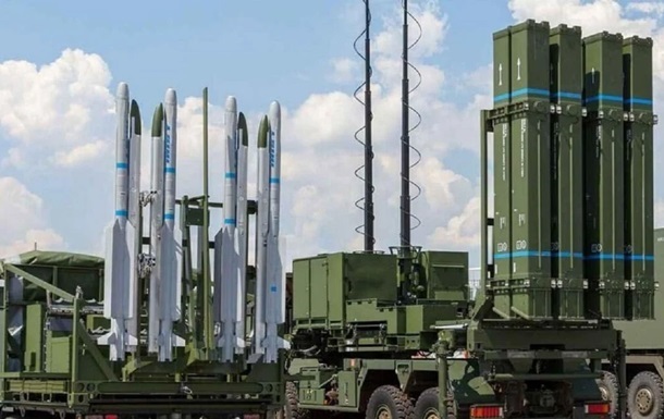 ФРН надасть кілька тисяч ракет під IRIS-T та ракети PAC-2 для систем Patriot: “Підготовка України до зими є найвищим пріоритетом і вимагає від нас рішучих та негайних дій”,  – Пісторіус