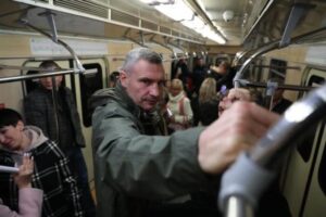 Феномен подорожчення Кличка: Пасажиропотік у київському метро скоротився, але виручка зросла вдвічі