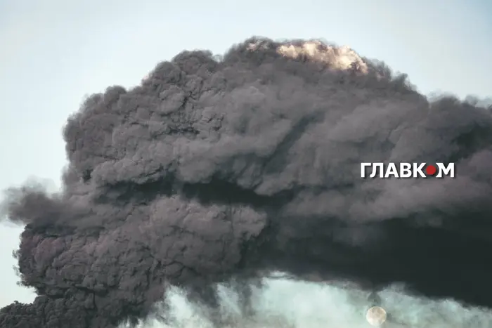 На Житомирщині через атаку РФ пошкоджено промислові об’єкти та склади