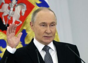 СюжетЧому Європа поспіхом готується до конфлікту з РФ