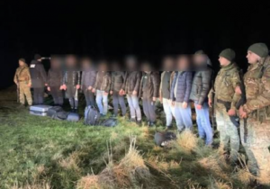 Залучені представники уряду, СБУ та військової розвідки: Прем’єр-міністр дав  доручення стосовно громадян України чоловічої статі, що примудрилися досі бути поза військовим обліком