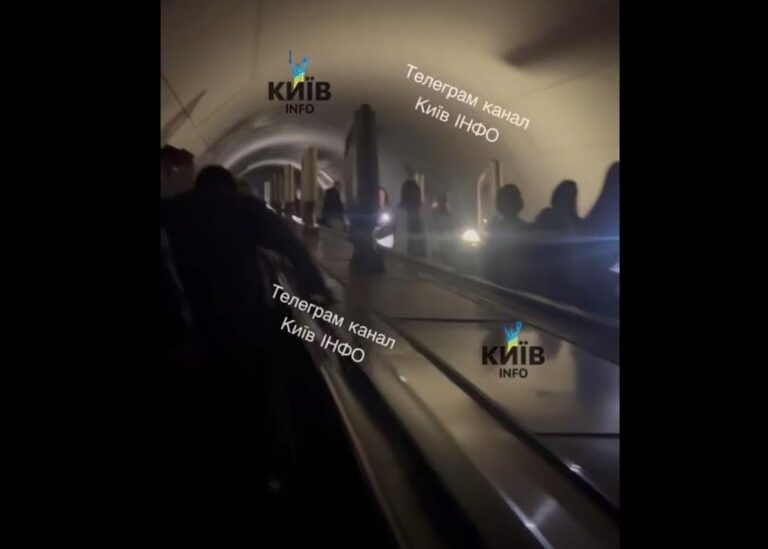 У Києві повністю зупинився рух метро
