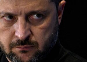 Наказ у 2014 році міг запобігти війні – Зеленський
