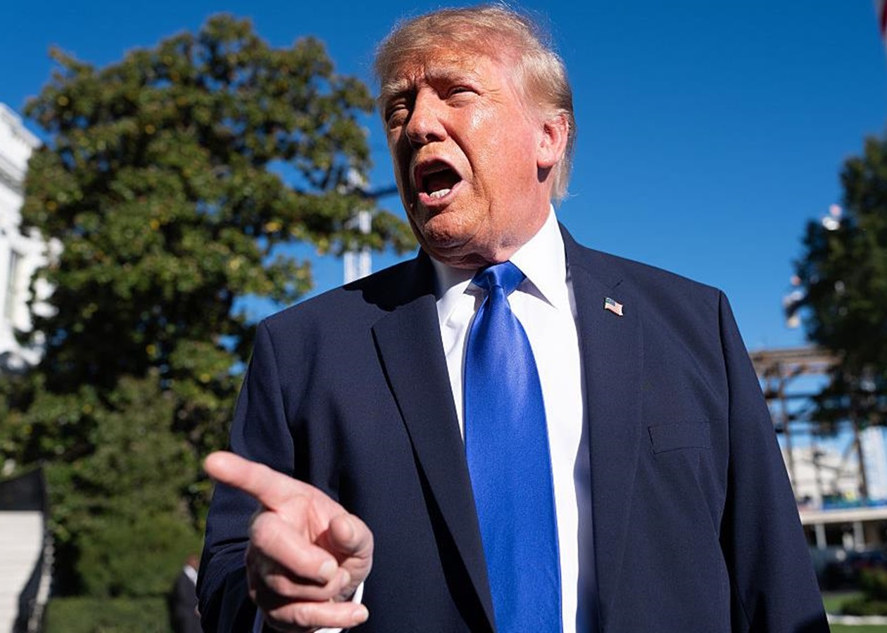 ЗМІ пояснили "зміну курсу" Трампа щодо України