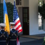 Поліція оточила територію біля посольства України у Вашингтоні