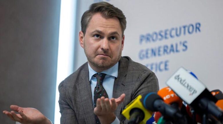Руслан Кравченко: кар’єра наймолодшого генпрокурора була приречена від самого початку